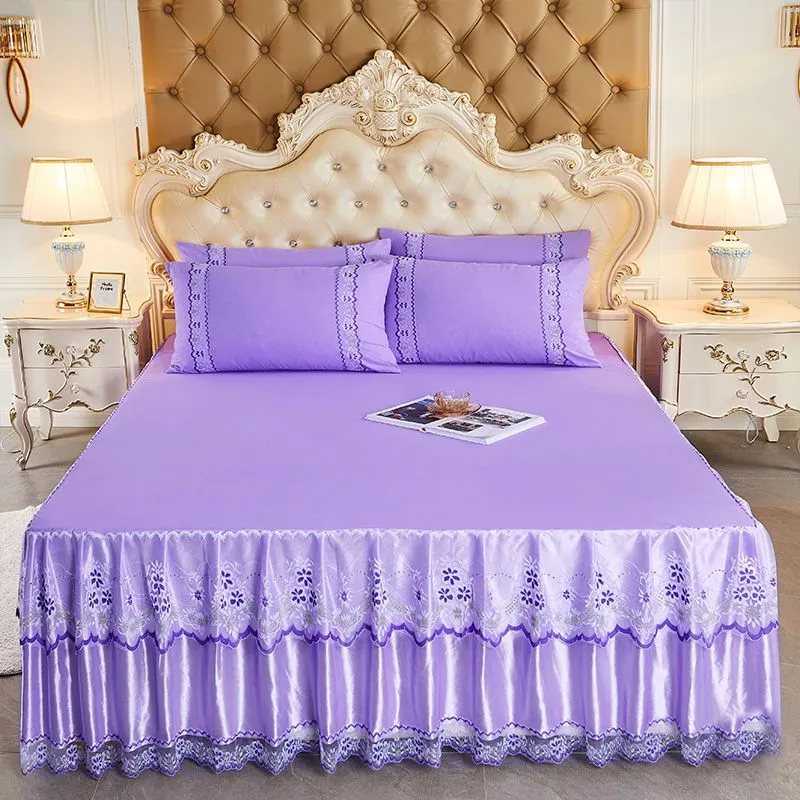 Soft Lace Bed Skirt Set for King/Queen Size Beds