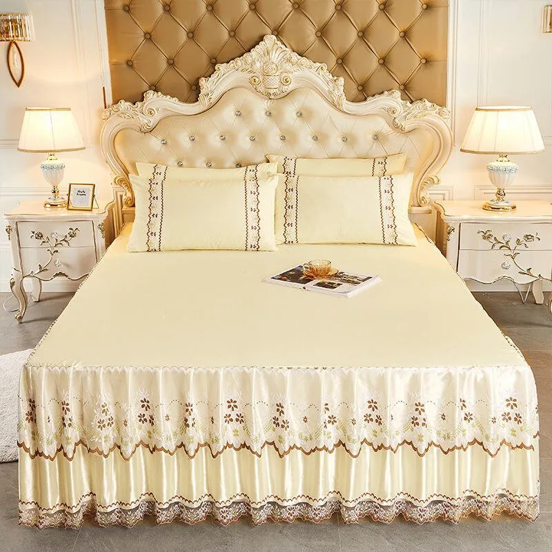 Soft Lace Bed Skirt Set for King/Queen Size Beds