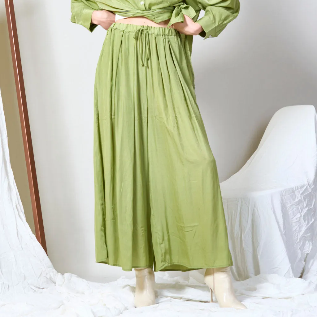 Wide leg trousers wholesale