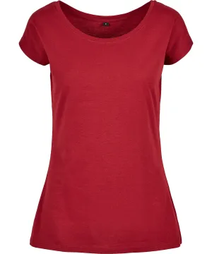 Womens wide neck tee | Burgundy